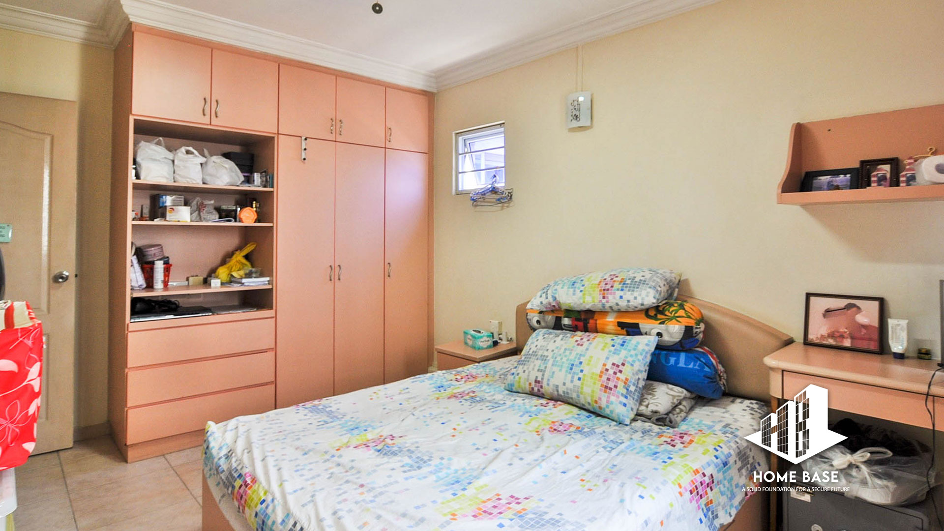 Bedroom of 309 Hougang Ave 5 Img 2