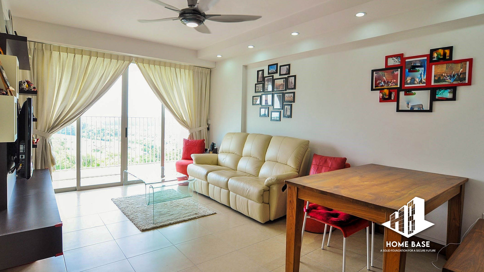 Living Room of 306D Punggol Drive (02) Img 2