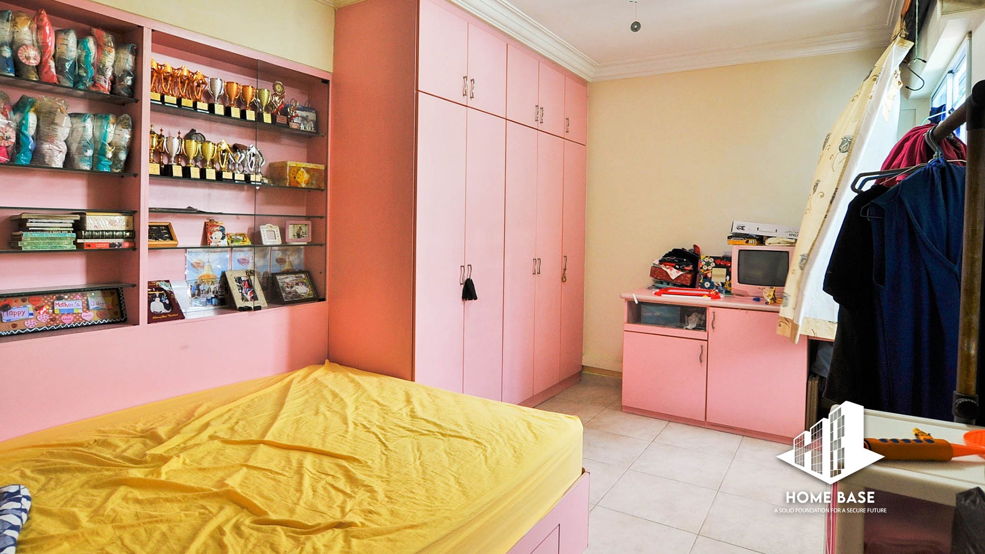 Bedroom of 309 Hougang Ave 5 Img 5